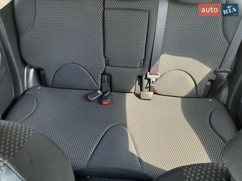 Хэтчбек Nissan Note 2006 в Чернигове