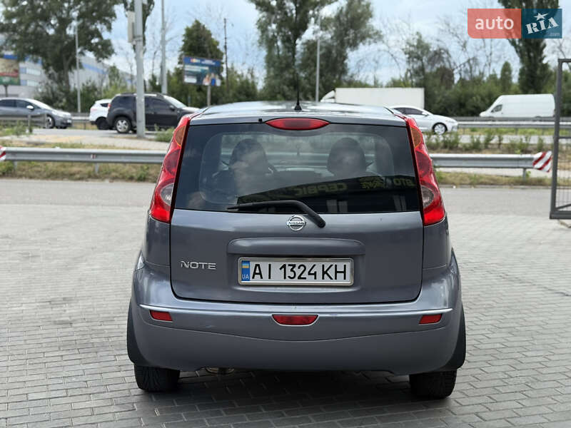 Хэтчбек Nissan Note 2008 в Киеве