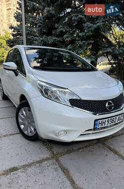 Хэтчбек Nissan Note 2015 в 