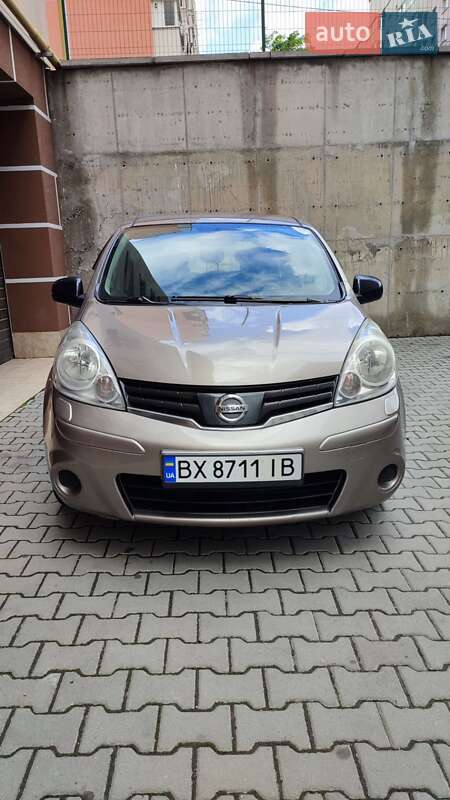 Хэтчбек Nissan Note 2012 в Хмельницком