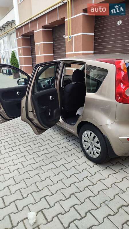 Хэтчбек Nissan Note 2012 в Хмельницком