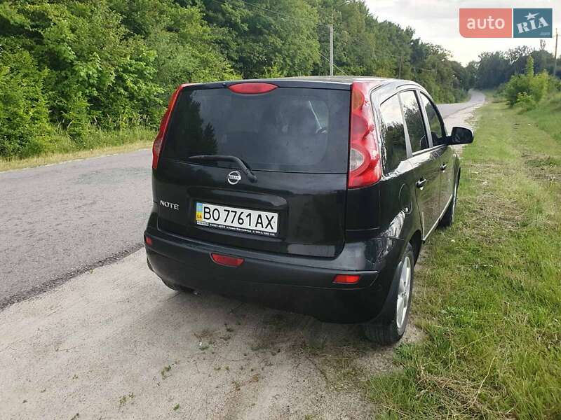 Хэтчбек Nissan Note 2007 в Тернополе