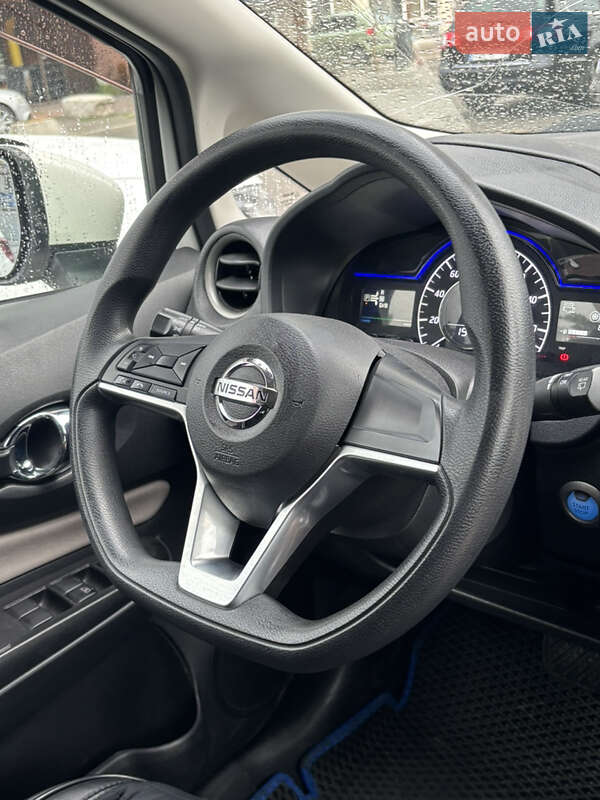 Хэтчбек Nissan Note 2018 в Киеве