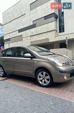 Хетчбек Nissan Note 2006 в Львові