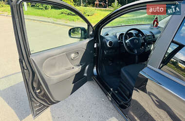 Хэтчбек Nissan Note 2006 в 