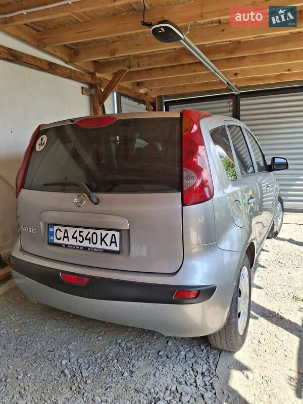 Хэтчбек Nissan Note 2006 в Христиновке