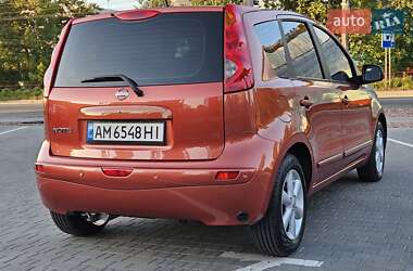 Хэтчбек Nissan Note 2007 в 