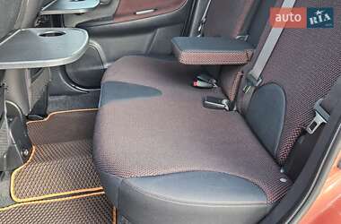 Хэтчбек Nissan Note 2007 в 