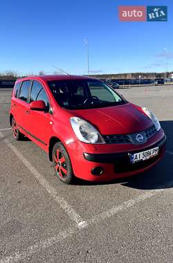 Хэтчбек Nissan Note 2006 в Киеве