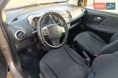 Хэтчбек Nissan Note 2008 в 