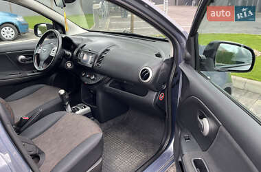 Хетчбек Nissan Note 2010 в Луцьку