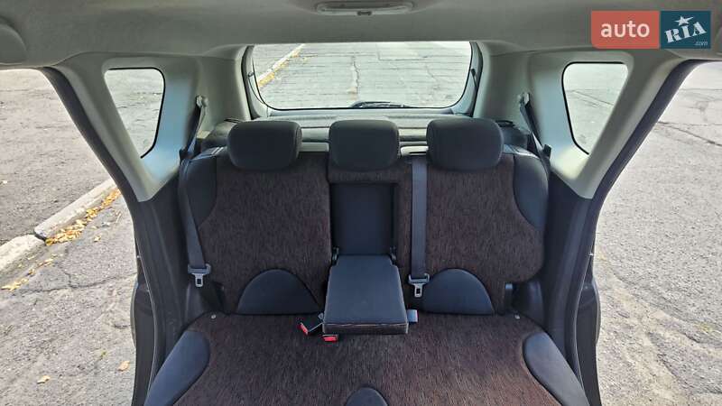 Хэтчбек Nissan Note 2009 в Каменском