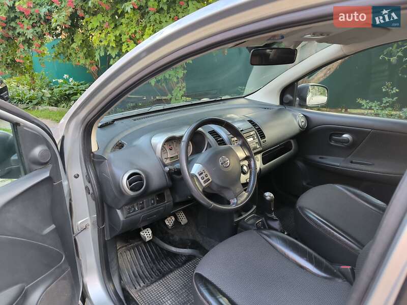 Хэтчбек Nissan Note 2008 в Гадяче