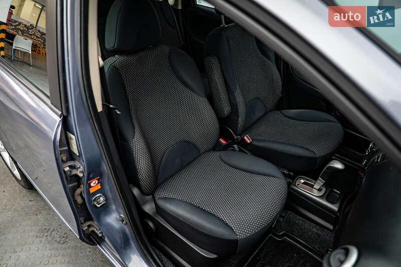 Хэтчбек Nissan Note 2007 в Киеве