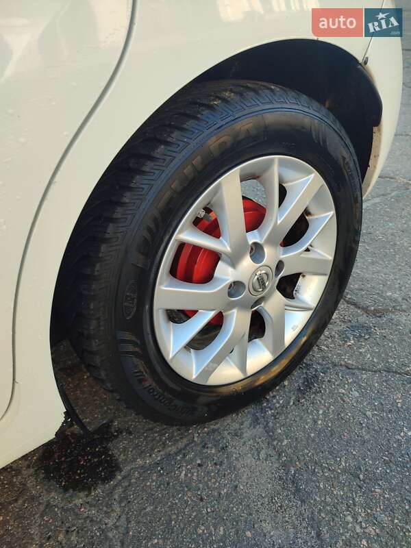 Хэтчбек Nissan Note 2015 в Краматорске