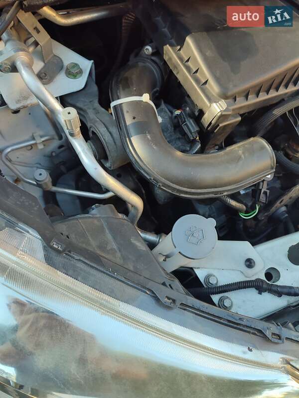 Хэтчбек Nissan Note 2015 в Краматорске