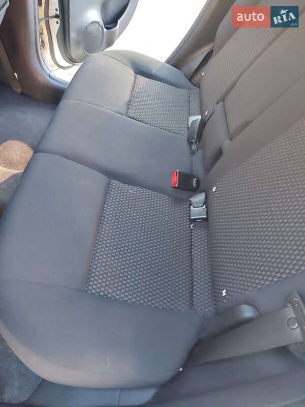 Хэтчбек Nissan Note 2015 в Краматорске