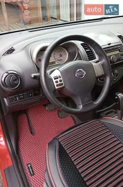 Хэтчбек Nissan Note 2007 в 