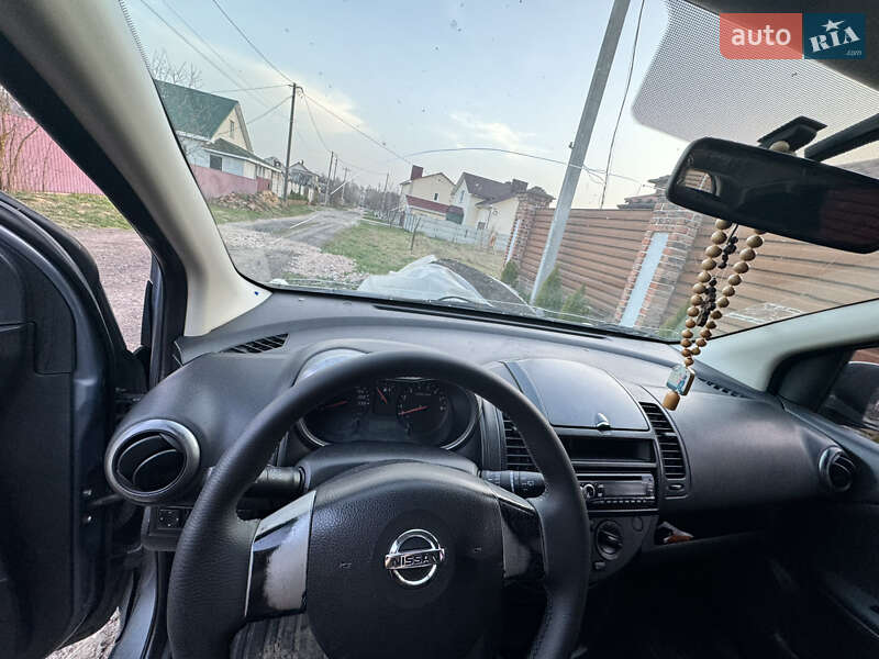 Хетчбек Nissan Note 2008 в Чернігові