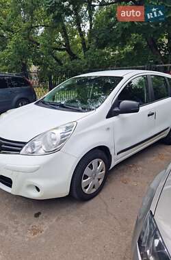 Хэтчбек Nissan Note 2009 в Киеве