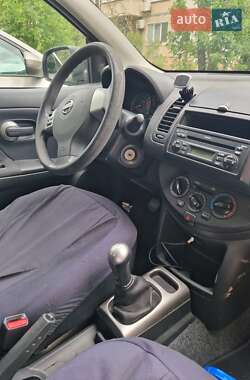 Хэтчбек Nissan Note 2009 в Киеве