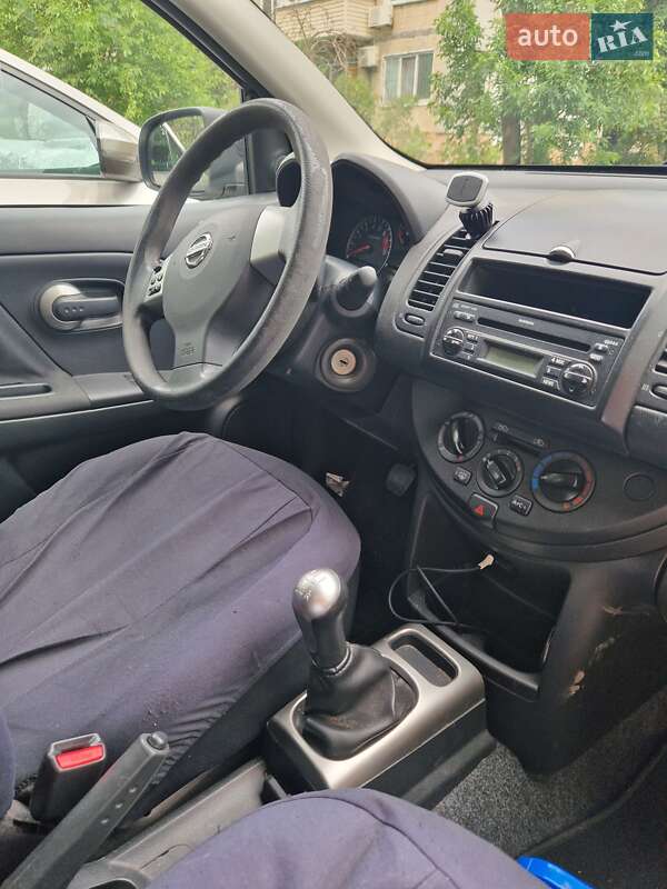 Хэтчбек Nissan Note 2009 в Киеве