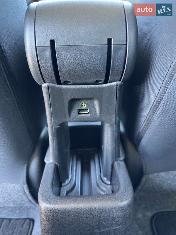 Хэтчбек Nissan Note 2019 в Киеве