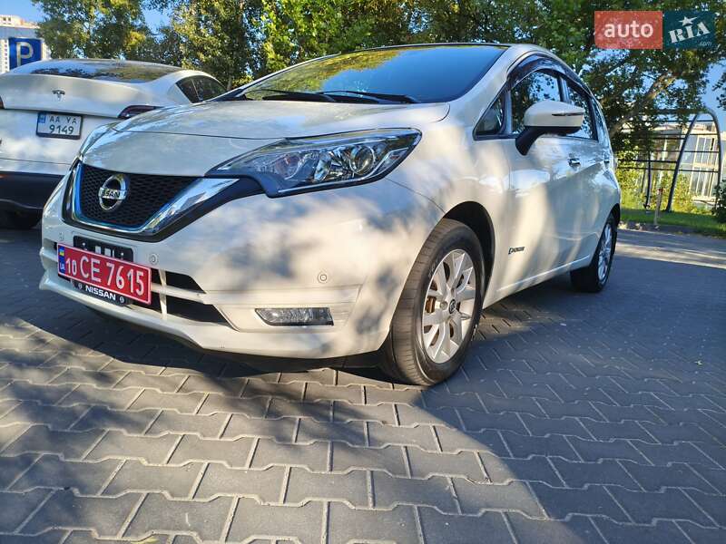 Хэтчбек Nissan Note 2018 в Киеве