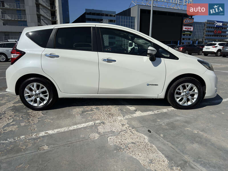 Хэтчбек Nissan Note 2019 в Киеве