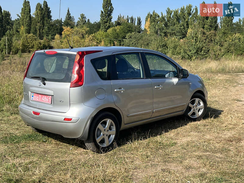 Хэтчбек Nissan Note 2007 в Киеве фото 4 Хэтчбек Nissan Note 2007 в Киеве
