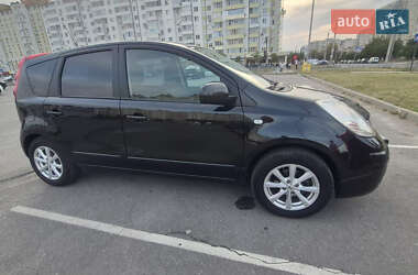 Хетчбек Nissan Note 2007 в Івано-Франківську
