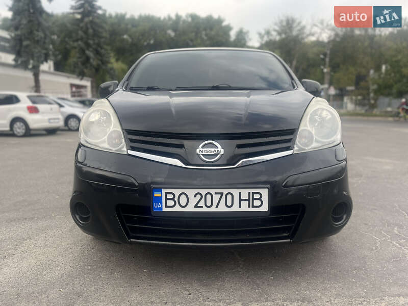 Хэтчбек Nissan Note 2012 в Тернополе фото Хэтчбек Nissan Note 2012 в Тернополе