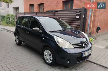 Хэтчбек Nissan Note 2010 в Ивано-Франковске