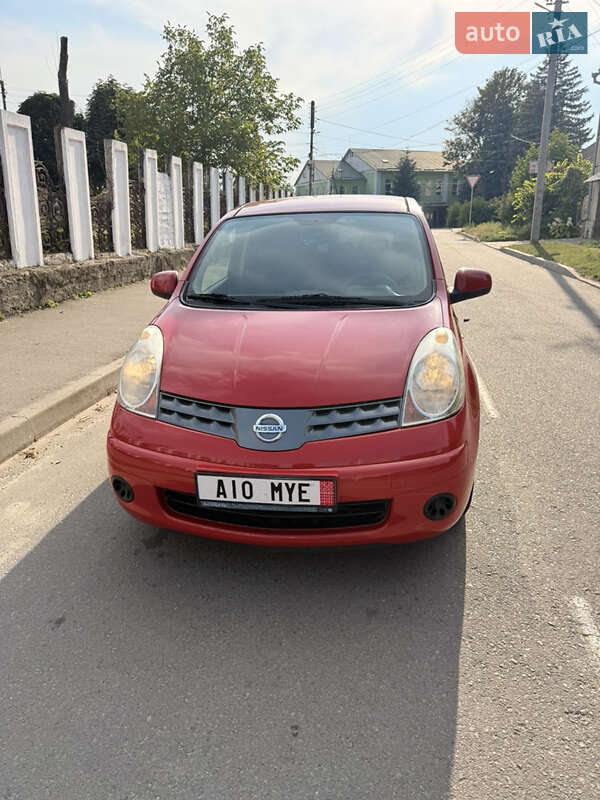 Хэтчбек Nissan Note 2008 в Здолбунове