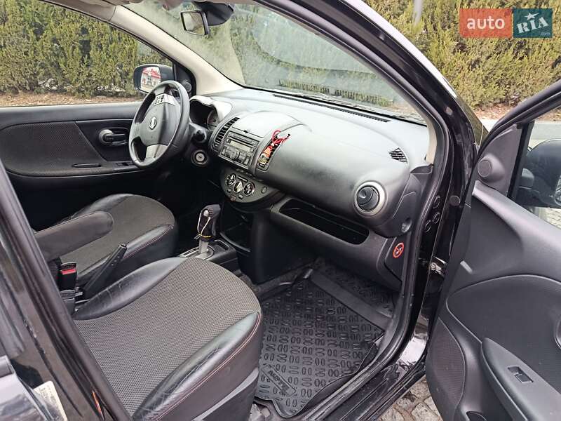 Хэтчбек Nissan Note 2007 в Павлограде