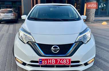 Хэтчбек Nissan Note 2017 в 