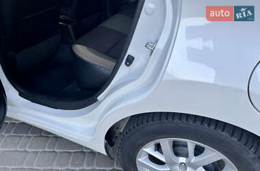 Хэтчбек Nissan Note 2017 в 