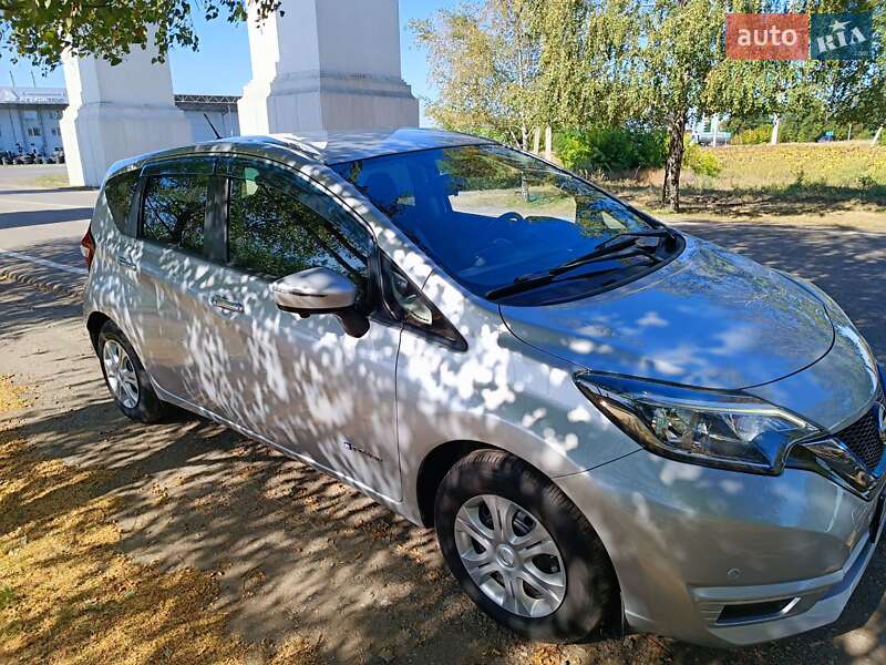 Хэтчбек Nissan Note 2016 в Днепре фото 10 Хэтчбек Nissan Note 2016 в Днепре