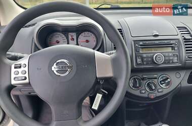 Хэтчбек Nissan Note 2008 в 