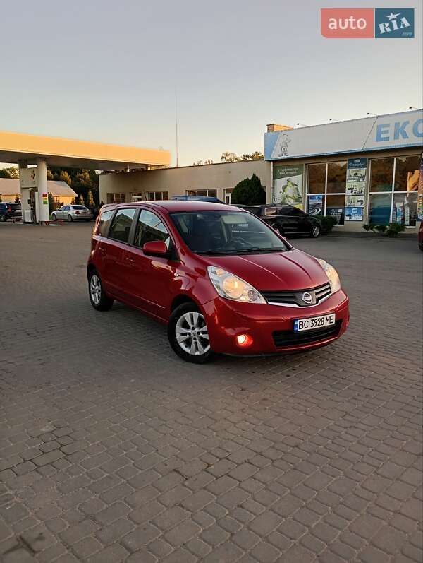 Хетчбек Nissan Note 2010 в Самборі