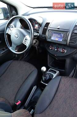 Хетчбек Nissan Note 2010 в 