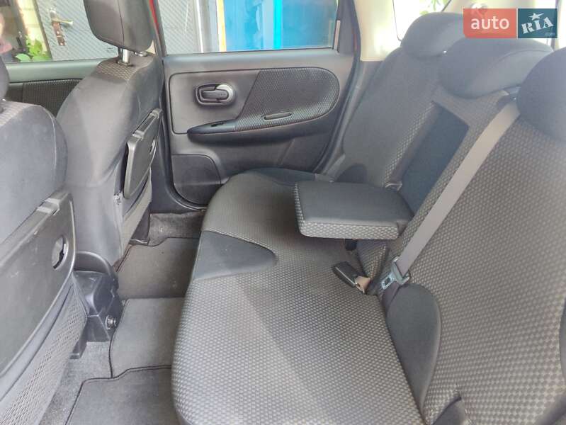 Хэтчбек Nissan Note 2007 в Киеве