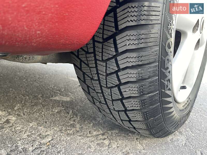 Хэтчбек Nissan Note 2008 в Киеве