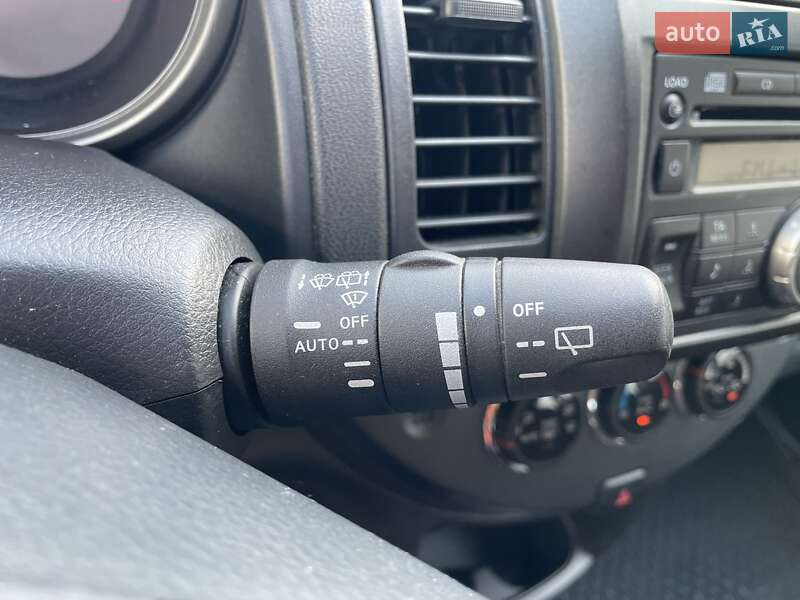 Хэтчбек Nissan Note 2008 в Киеве