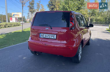 Хэтчбек Nissan Note 2007 в 