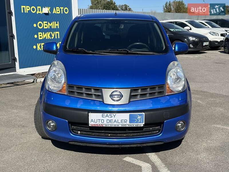 Хэтчбек Nissan Note 2006 в Киеве