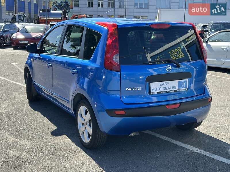 Хэтчбек Nissan Note 2006 в Киеве