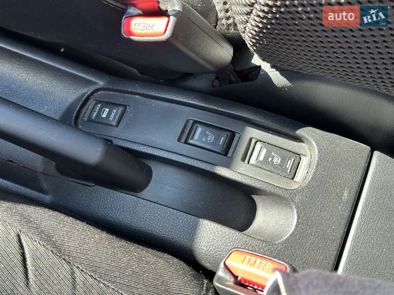 Хэтчбек Nissan Note 2006 в Киеве