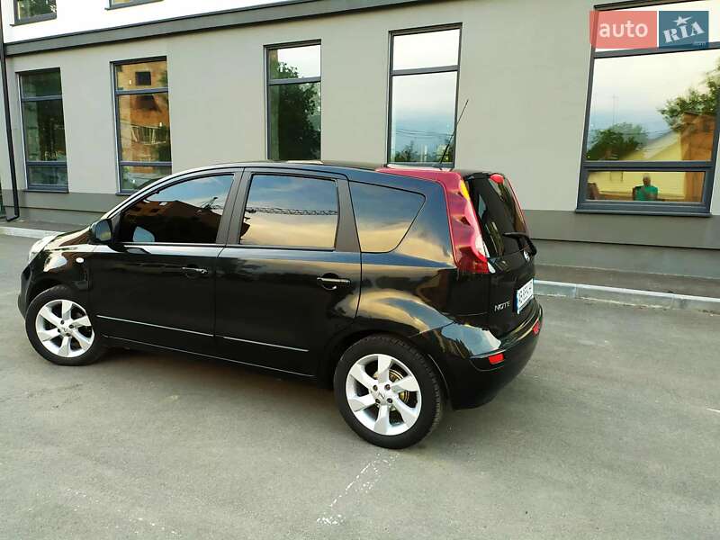 Хэтчбек Nissan Note 2009 в Виннице