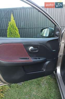 Хэтчбек Nissan Note 2008 в 